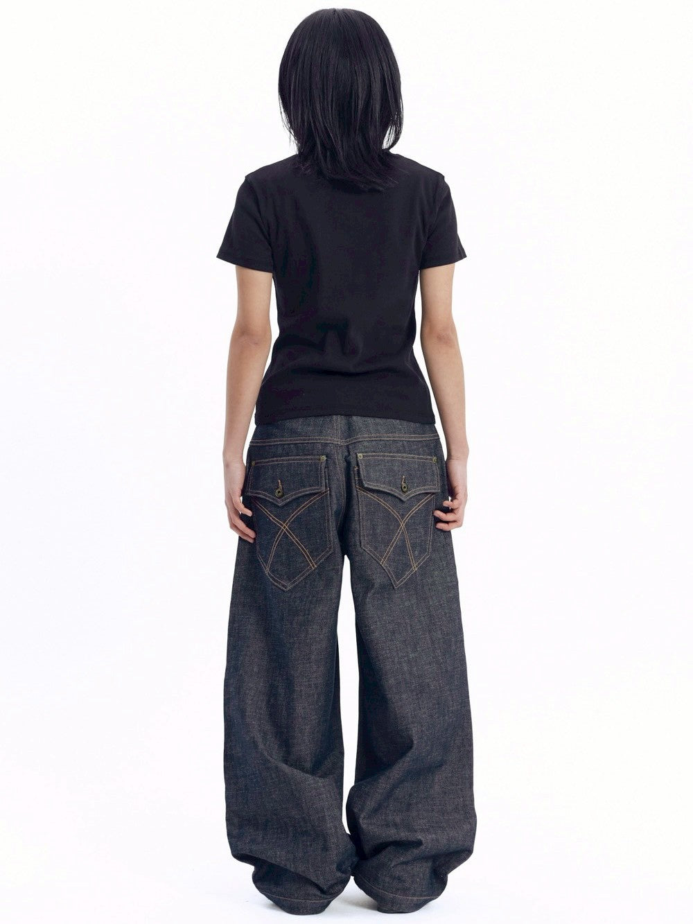 【AAKAM】Crack Henley Neck Half Top