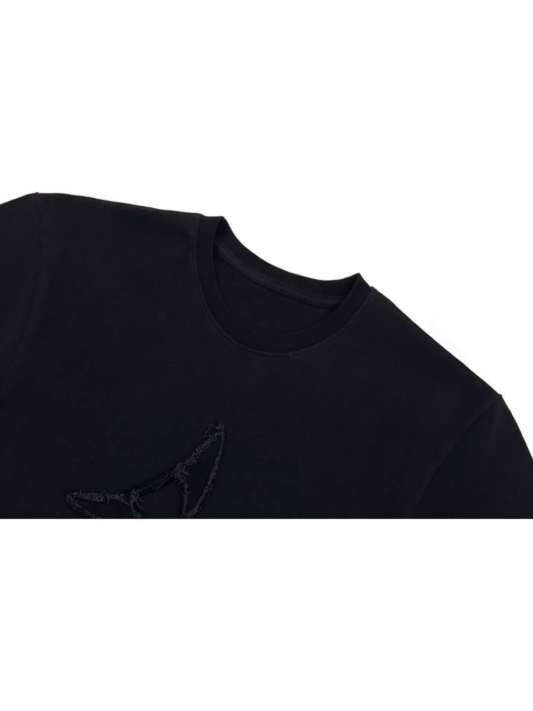 【BLR BLUER】Low-Cut Patch Logo T-Shrits