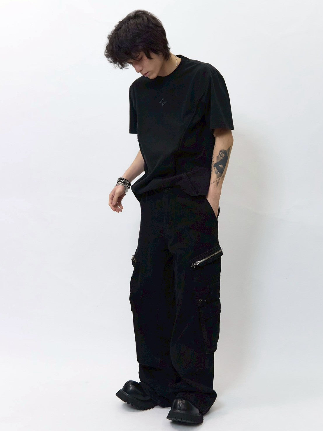 【BLR BLUER】Vintage Logo Embroidery T-Shrits