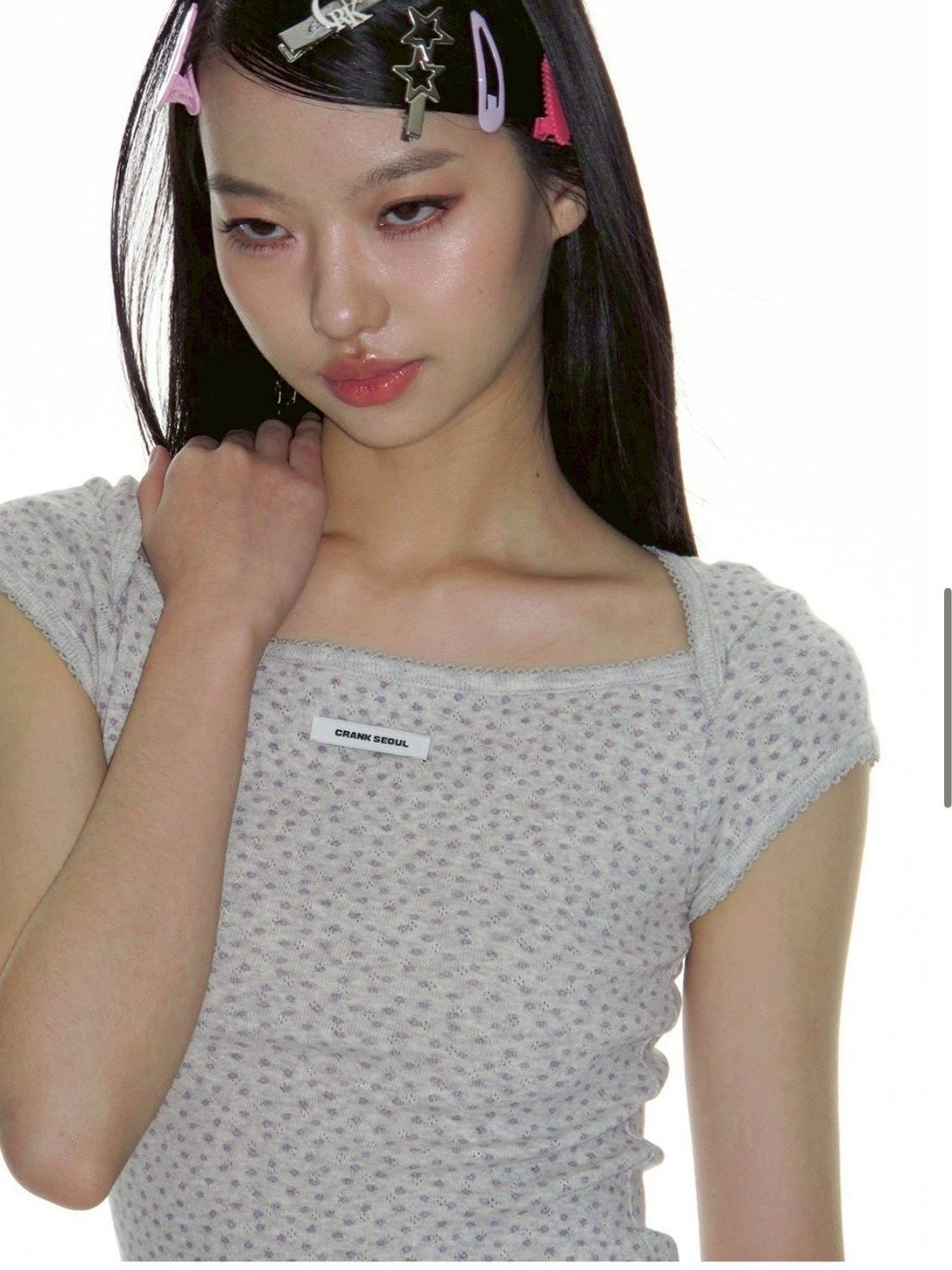 【CRANK】SCALLOPED FLORAL EYELET TOP