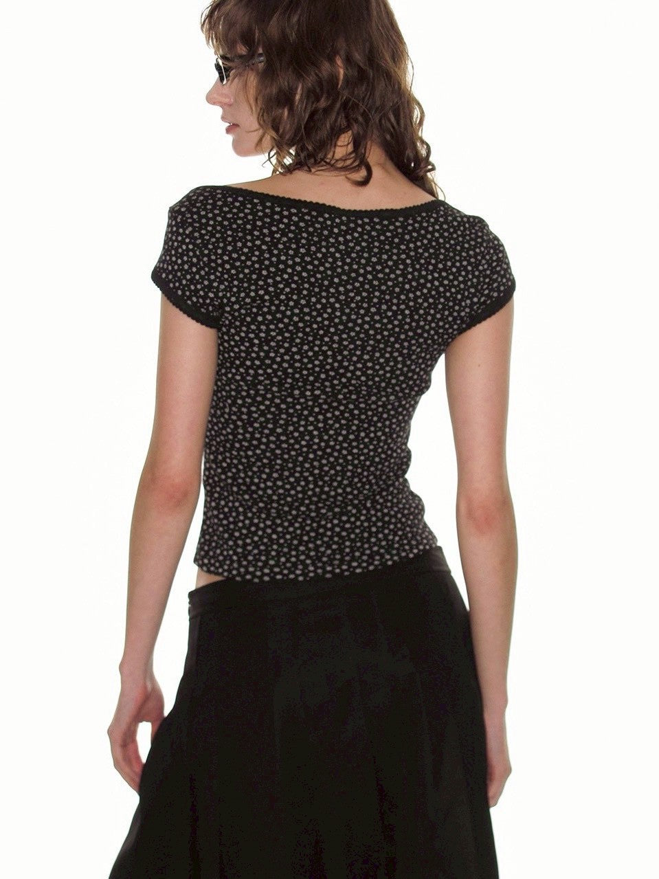 【CRANK】SCALLOPED FLORAL EYELET TOP