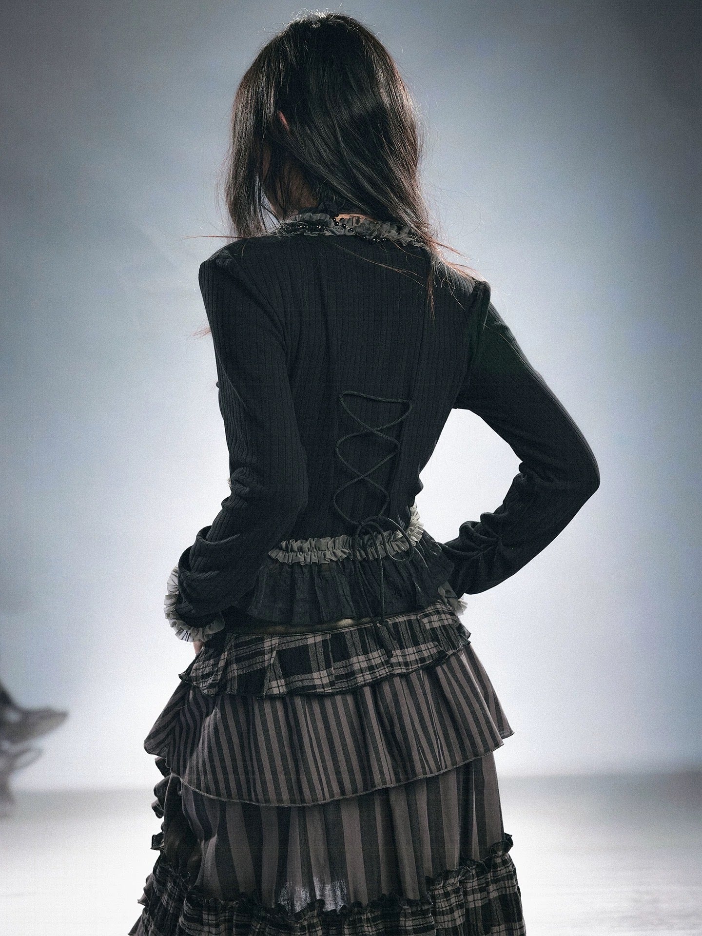 【Cest Nous】Cardigan with 
Beadwork
