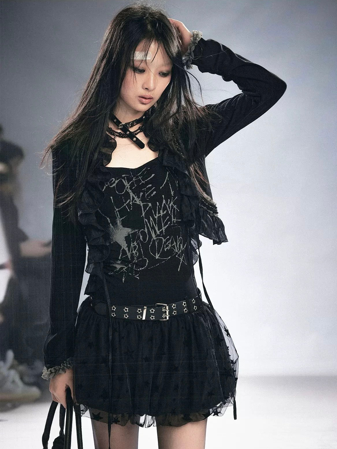 【Cest Nous】Cardigan with 
Beadwork