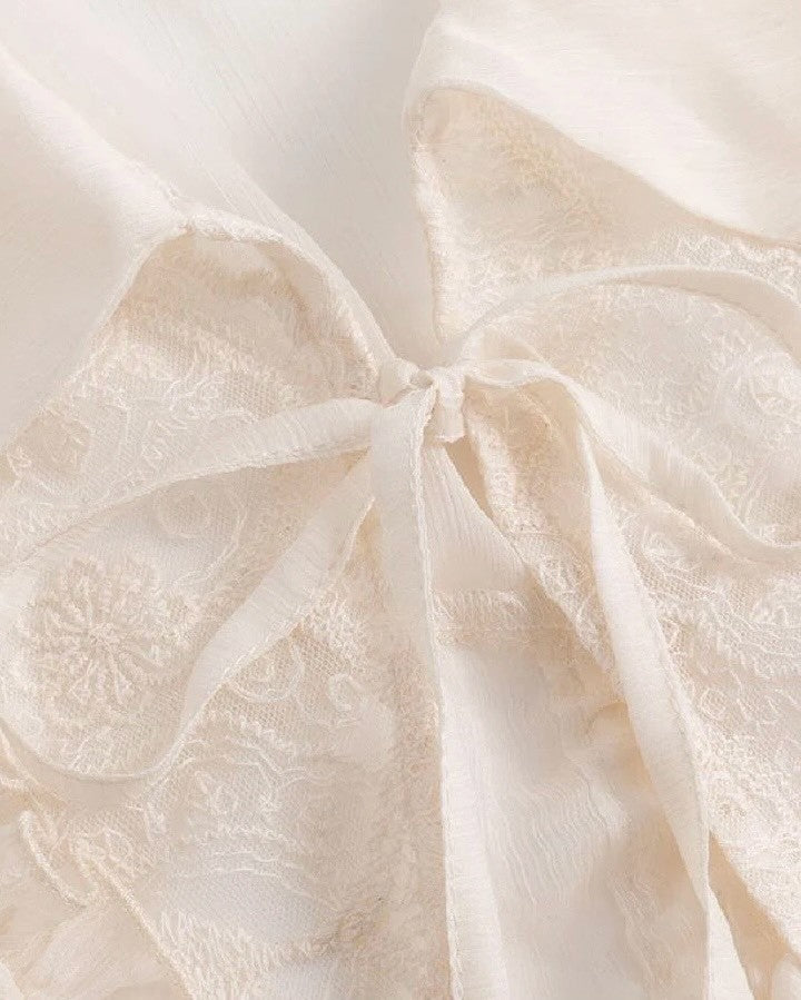 【Cest Nous】Lace Ruched Blouse