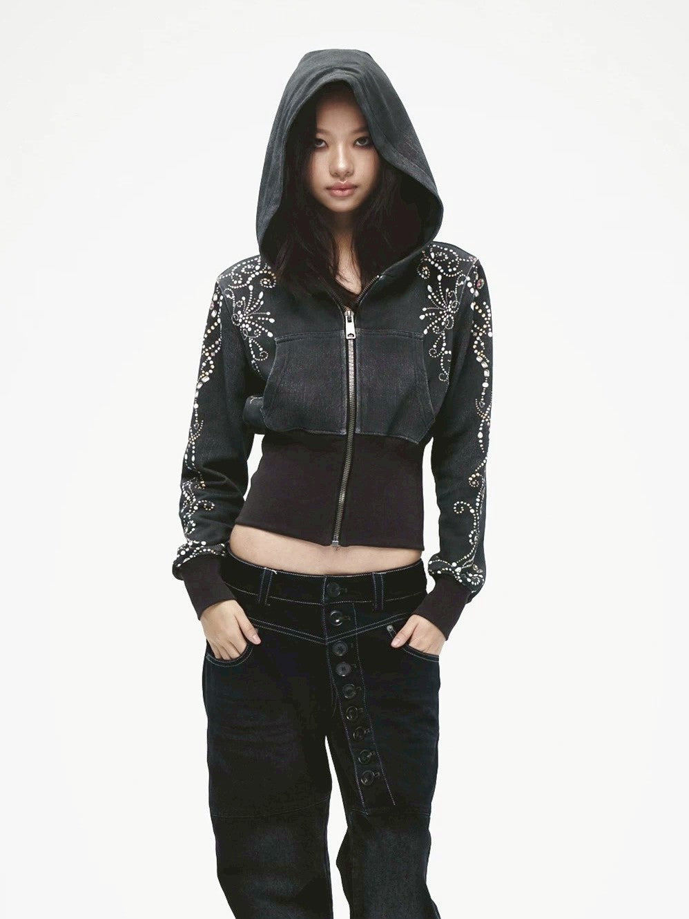 【DND4DES】Gemstone Thread Slim Fit Sweatshirt
