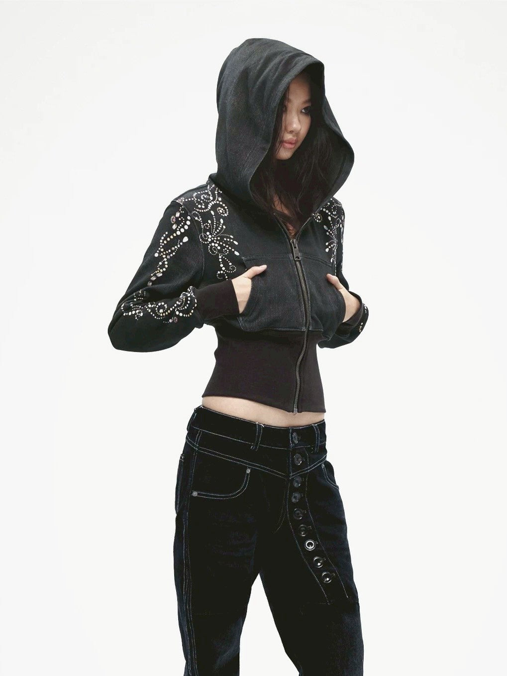 【DND4DES】Gemstone Thread Slim Fit Sweatshirt