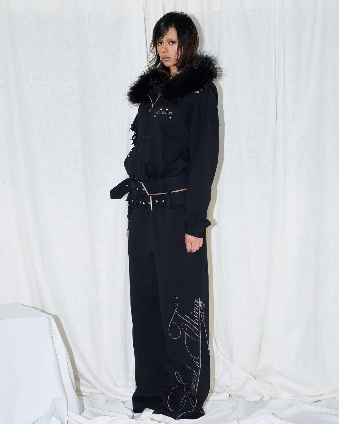【EYEER】Belted Fur Hoodie Zip-up