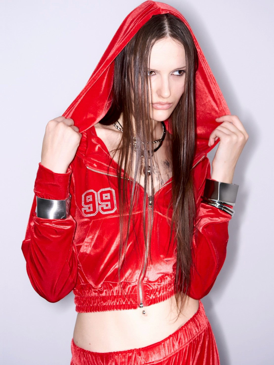 【EYEER】Hotfix Velvet Hooded Zip-up