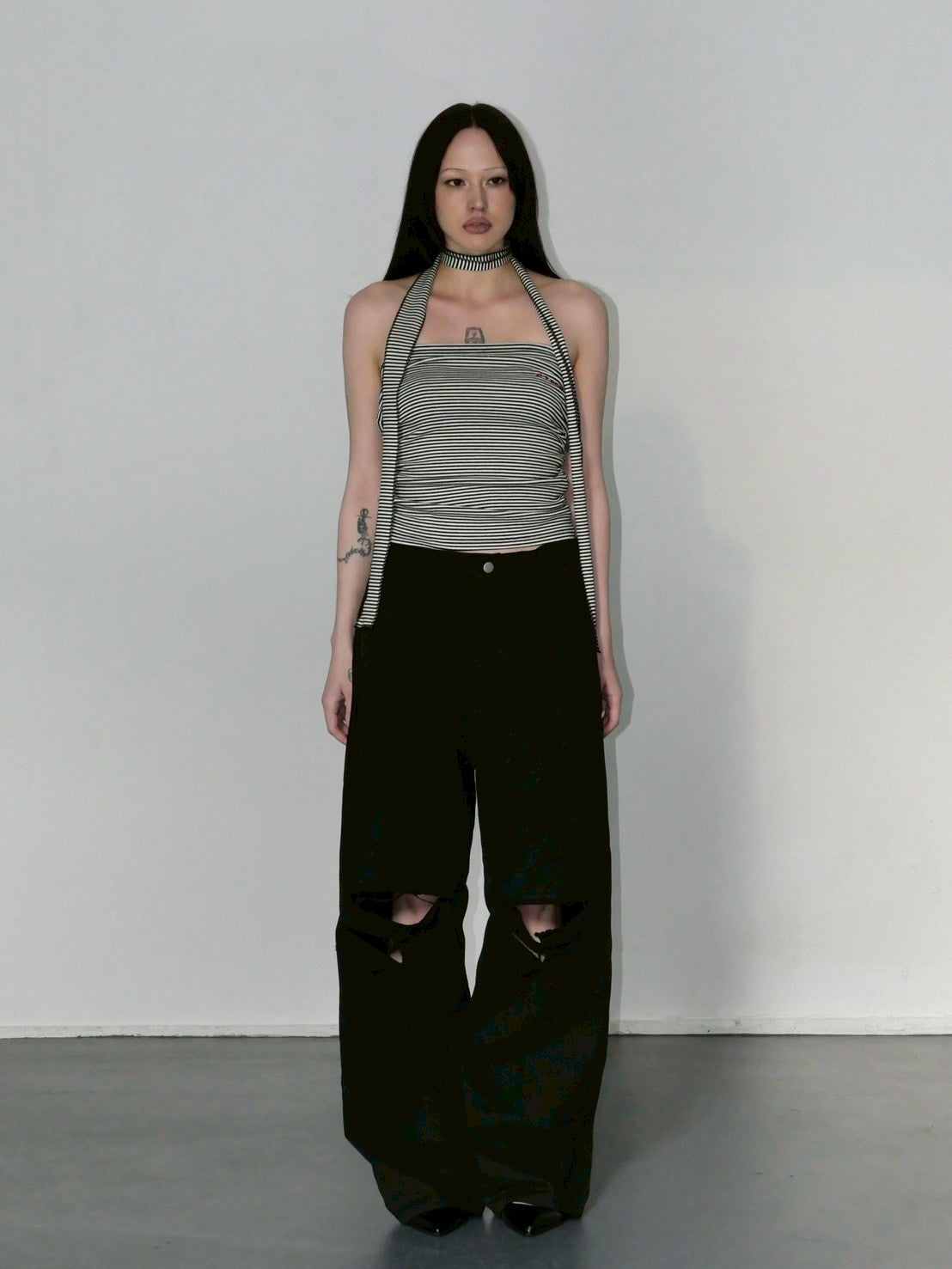 【EYEER】Basic Logo Stripe Tube Top