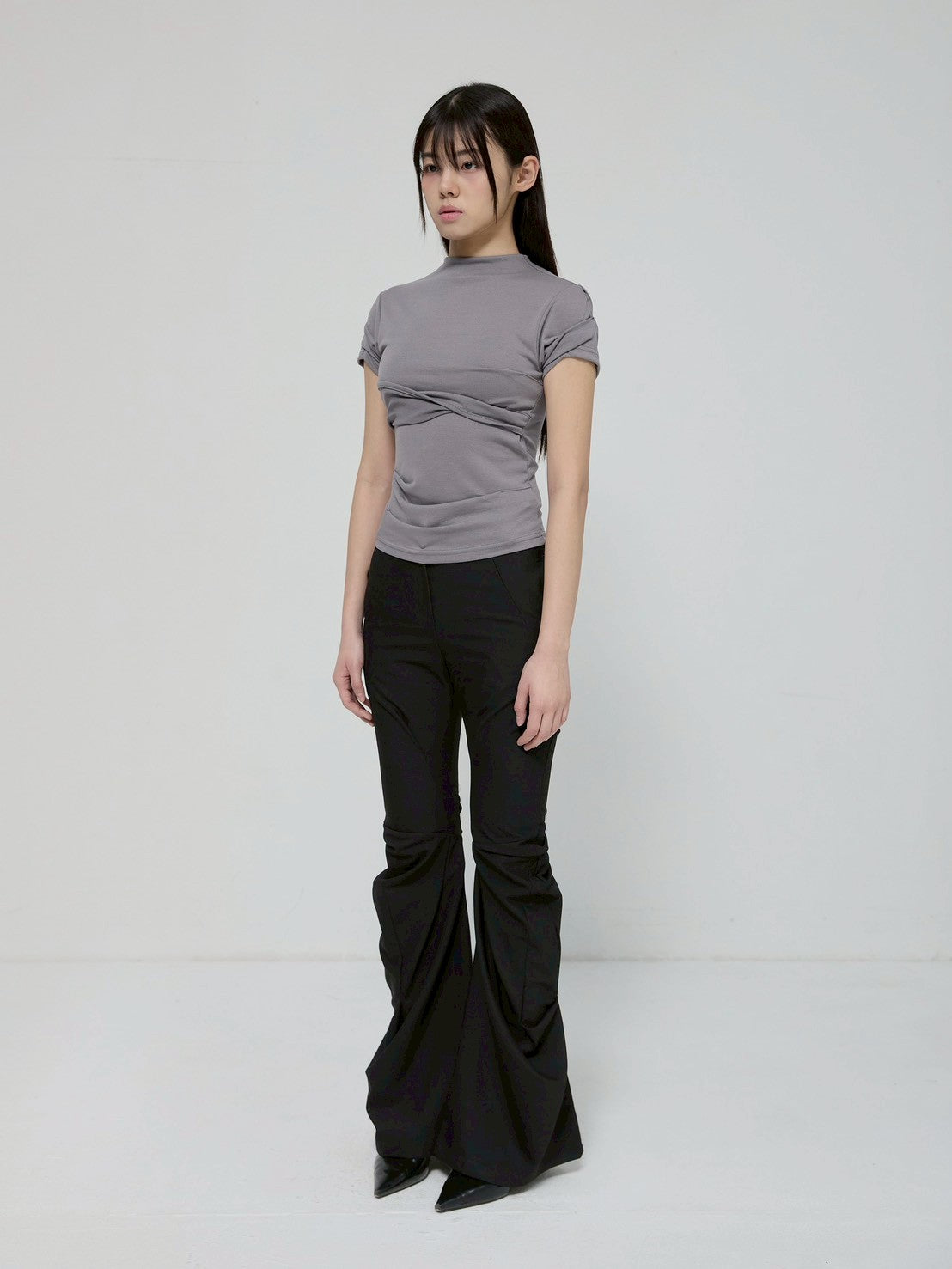 6/22 21:00発売【FLAREUP】Asymmetrical Draped Mock Neck T-Shirt