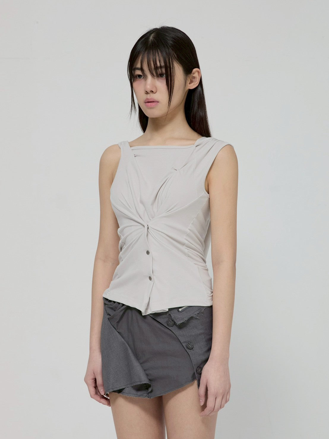 6/22 21:00発売【FLAREUP】Asymmetric Snap Hoodie
