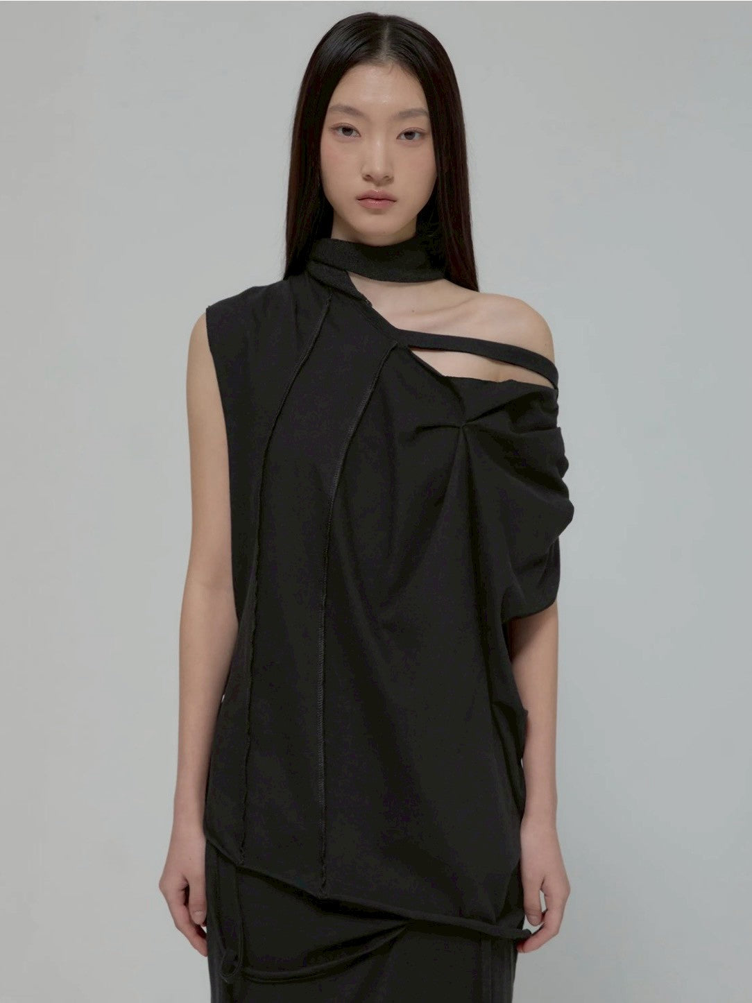 6/22 21:00発売【FLAREUP】Draped Scarf One-Shoulder Top