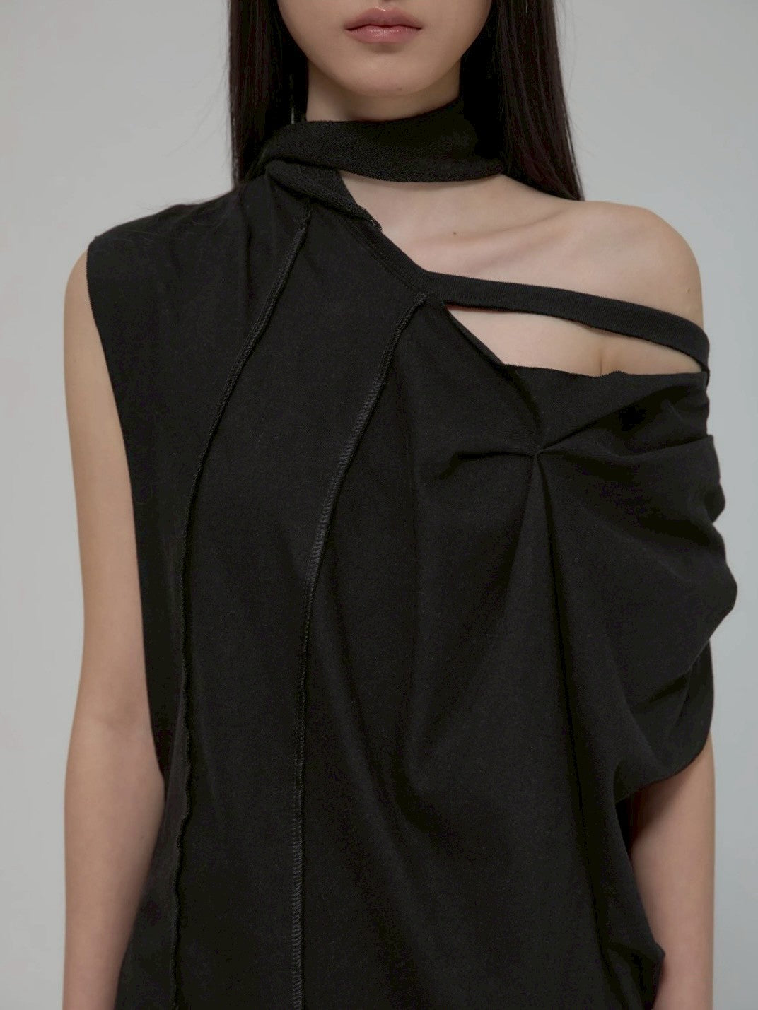 6/22 21:00発売【FLAREUP】Draped Scarf One-Shoulder Top