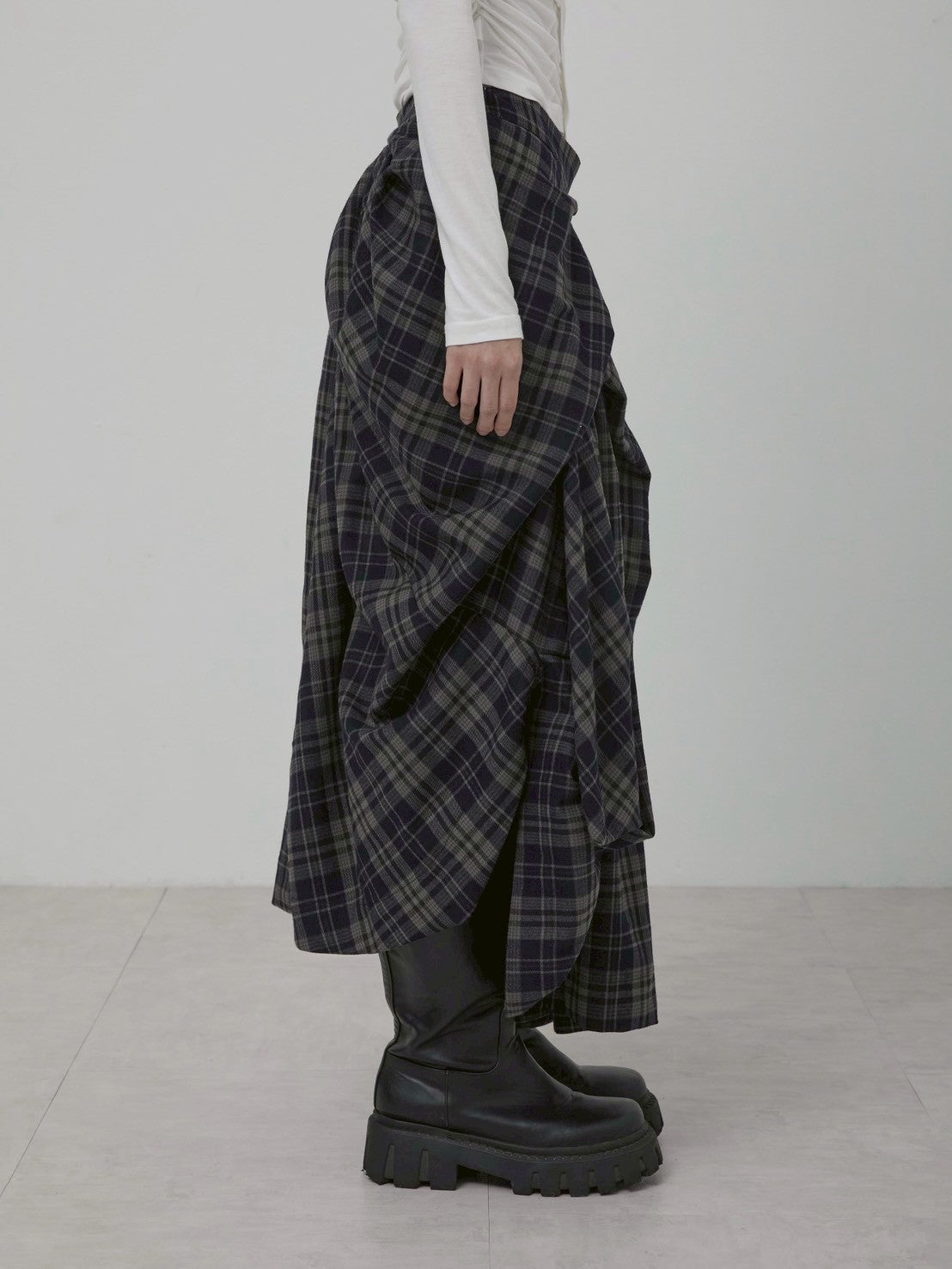 【FLAREUP】Asymmetrical Draped Layered Long Skirt