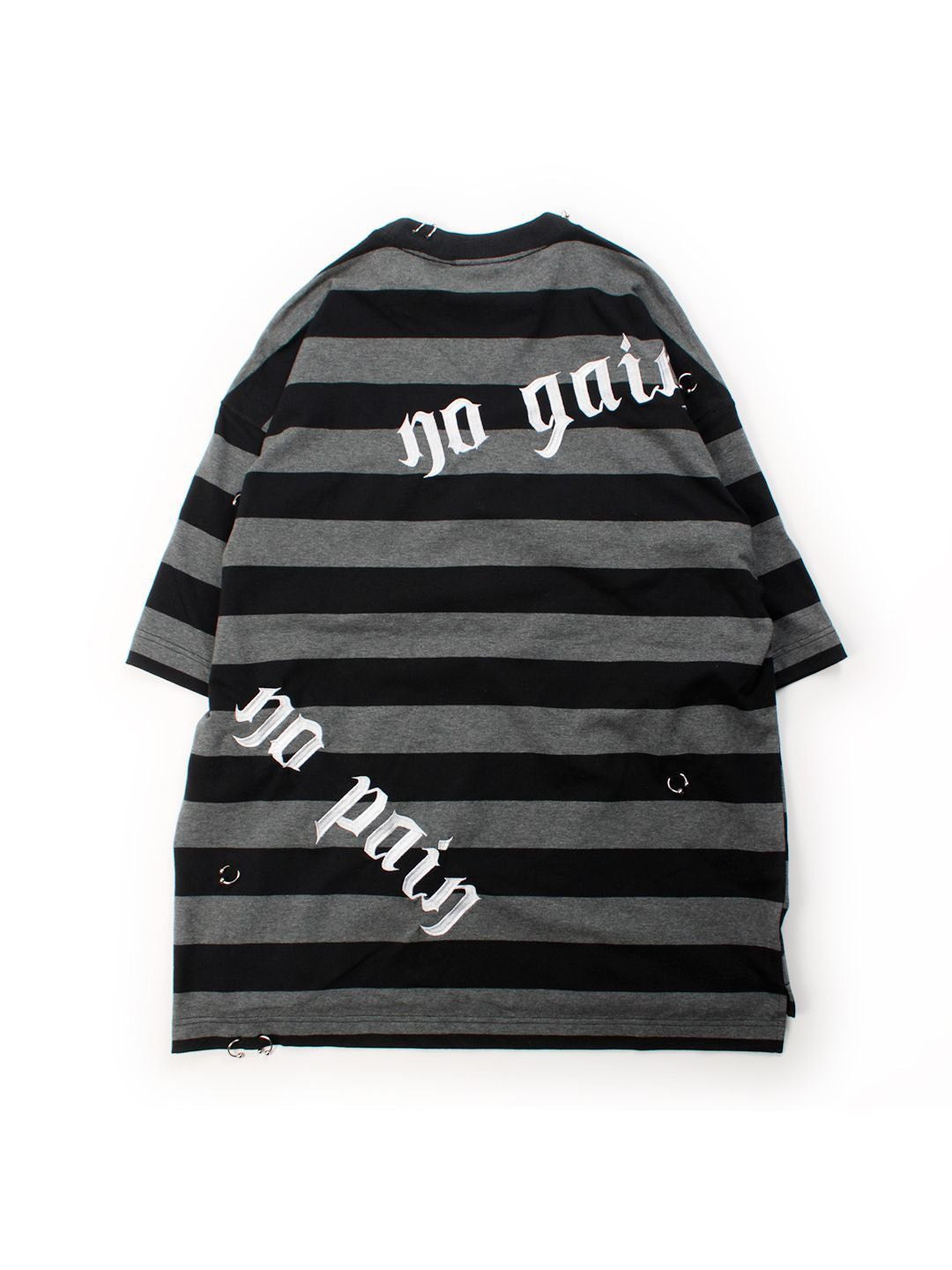 GALFY】バチバチピアスTee – PRESSING WEB SHOP