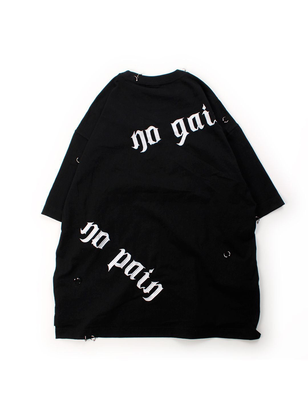 GALFY】バチバチピアスTee – PRESSING WEB SHOP