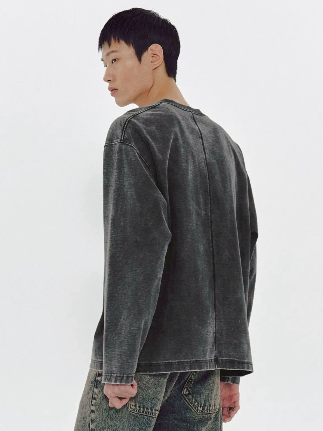 【MMIC】Veil Longsleeve