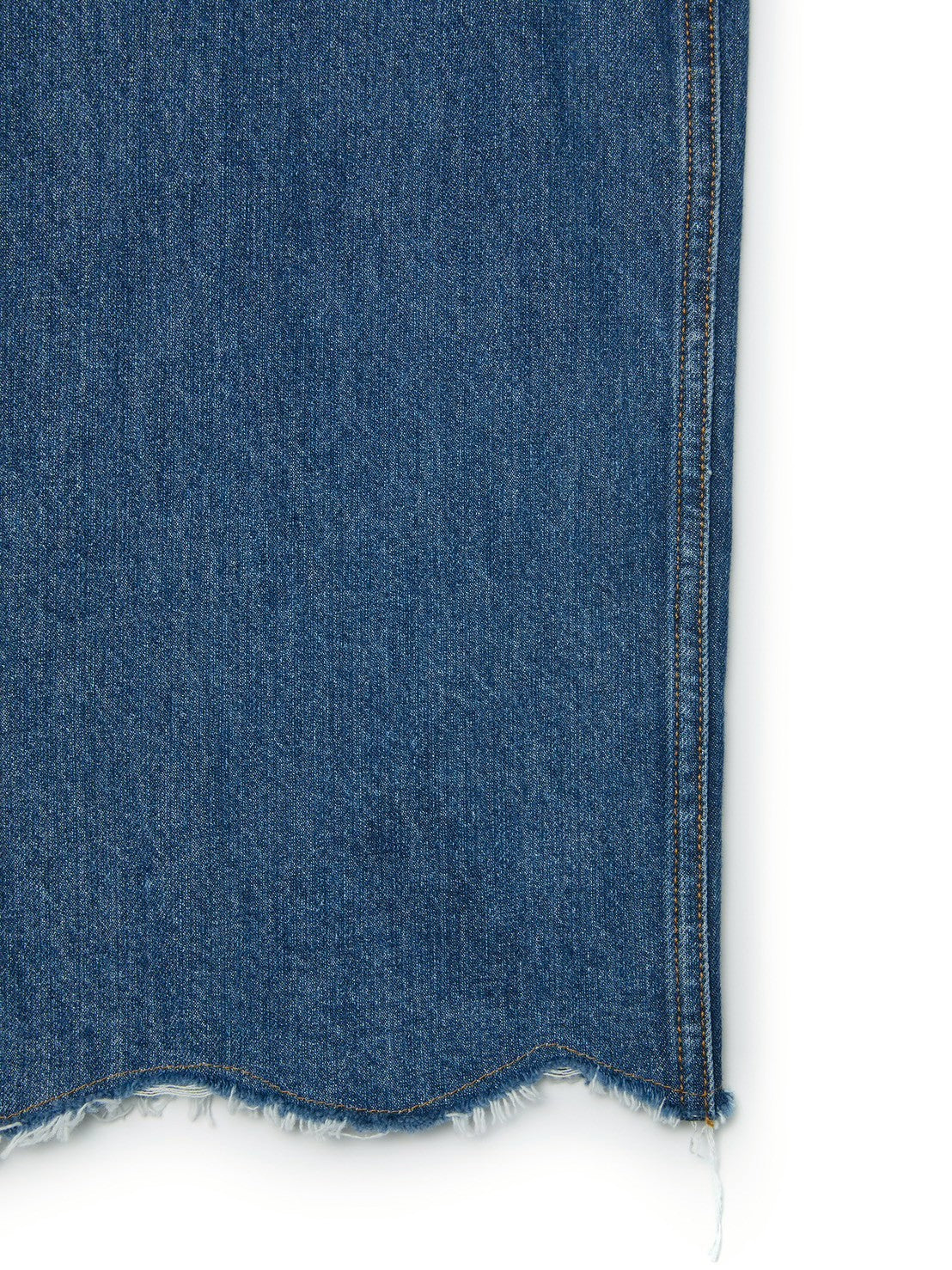 【MMIC】Broken Shirt