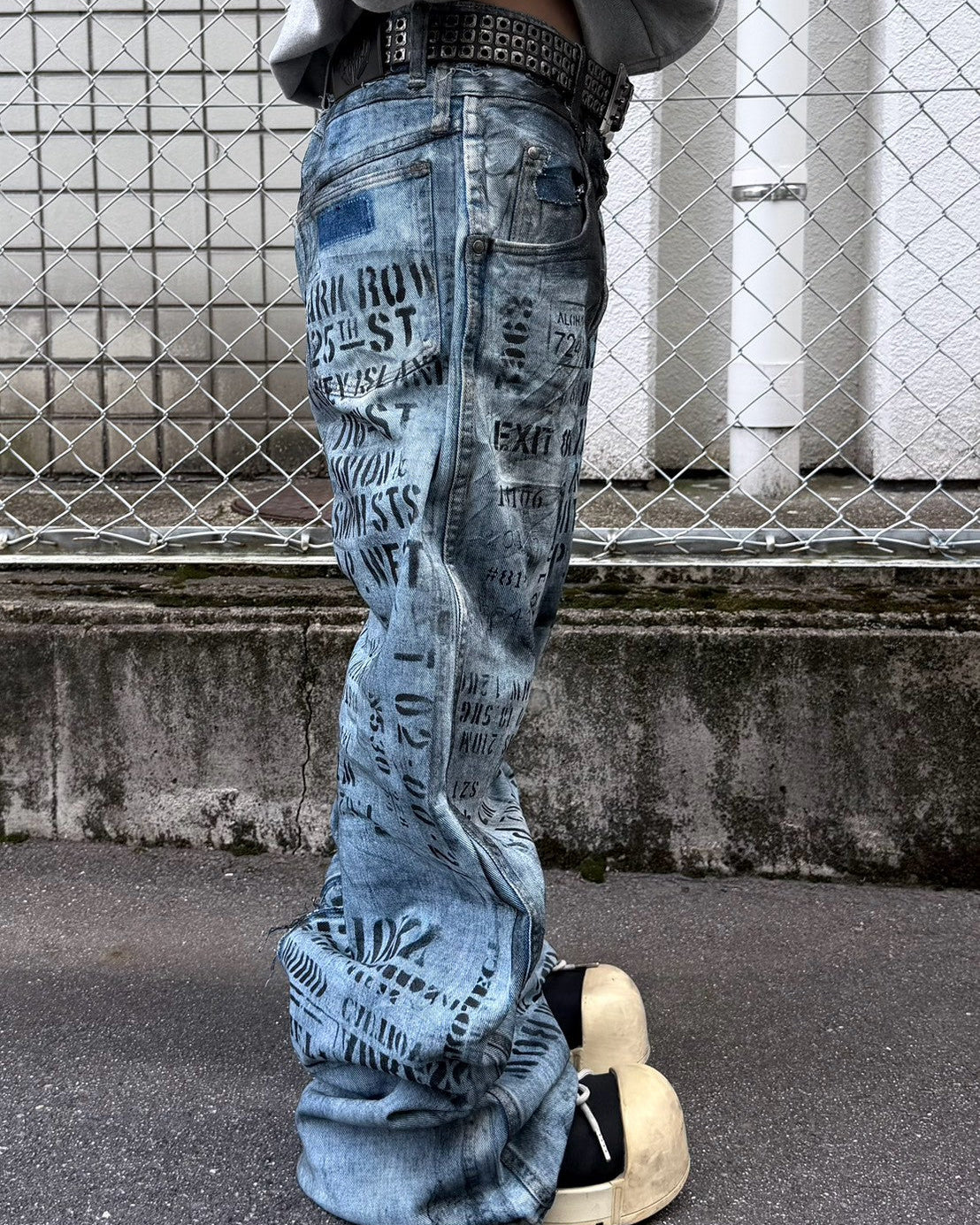 【mm:option】ERROR WORD DENIM PANTS