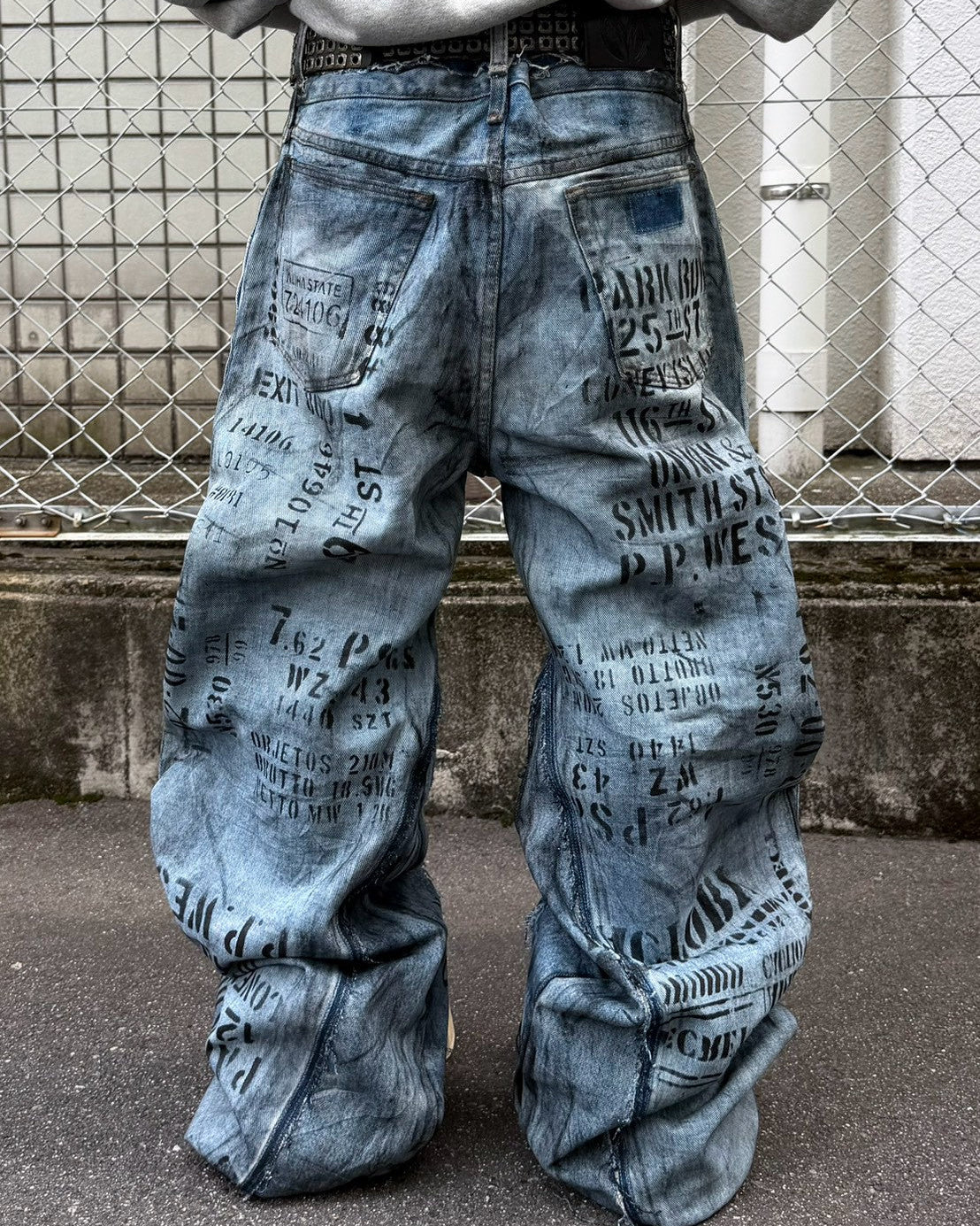 【mm:option】ERROR WORD DENIM PANTS