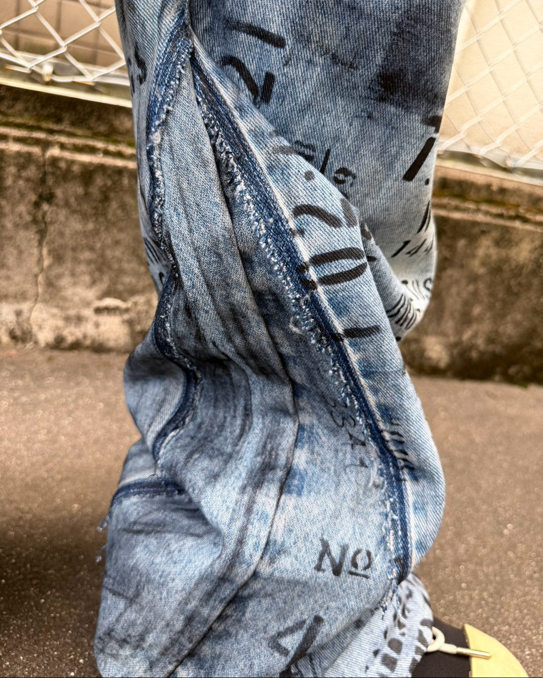 【mm:option】ERROR WORD DENIM PANTS