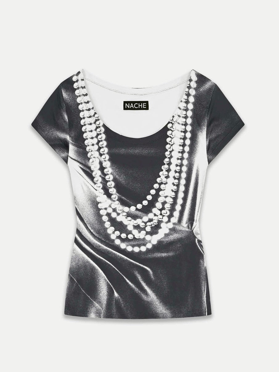 【NACHE】PEARL NECKLACE PRINTED T-SHIRT