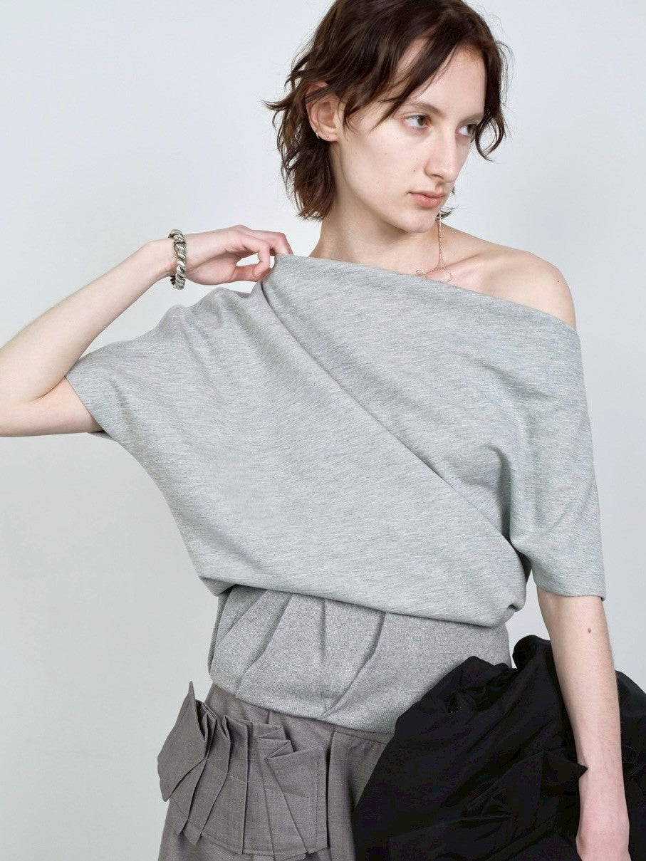 【NACHE】FOLDED DRAPING SWEATSHIRT