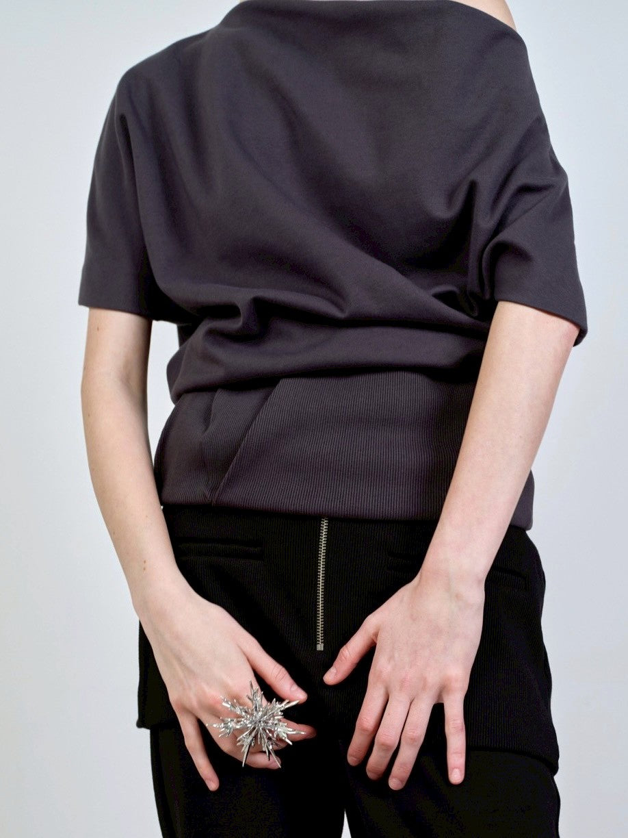 【NACHE】FOLDED DRAPING SWEATSHIRT