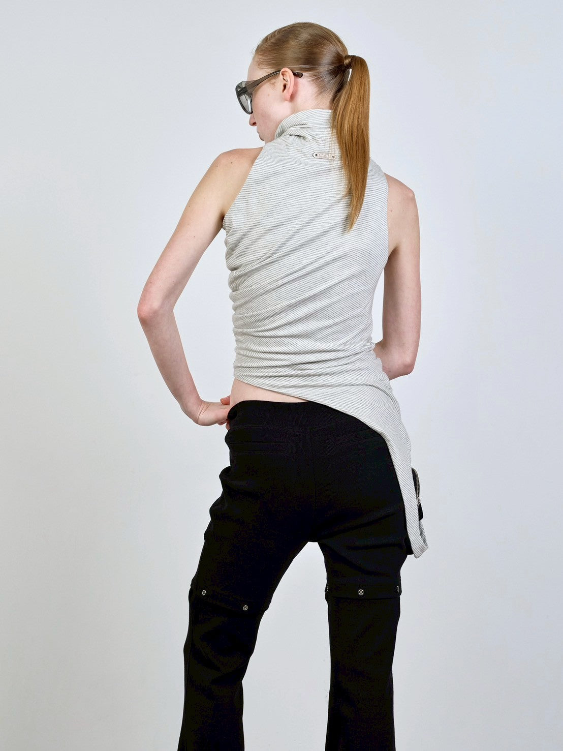 【NACHE】ASYMMETRIC DRAPING SLEEVELESS