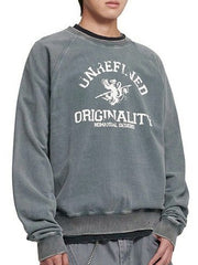 【NOMANUAL】UNREFINED EMBLEM RAGLAN SWEATSHIRT