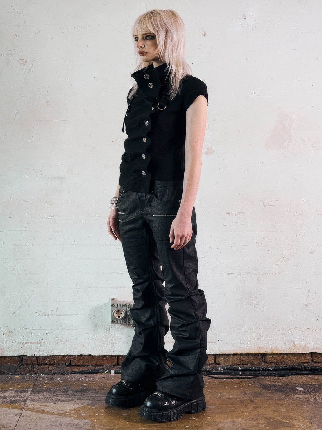 【NOT KNOWING】Drape Button Shirring Top
