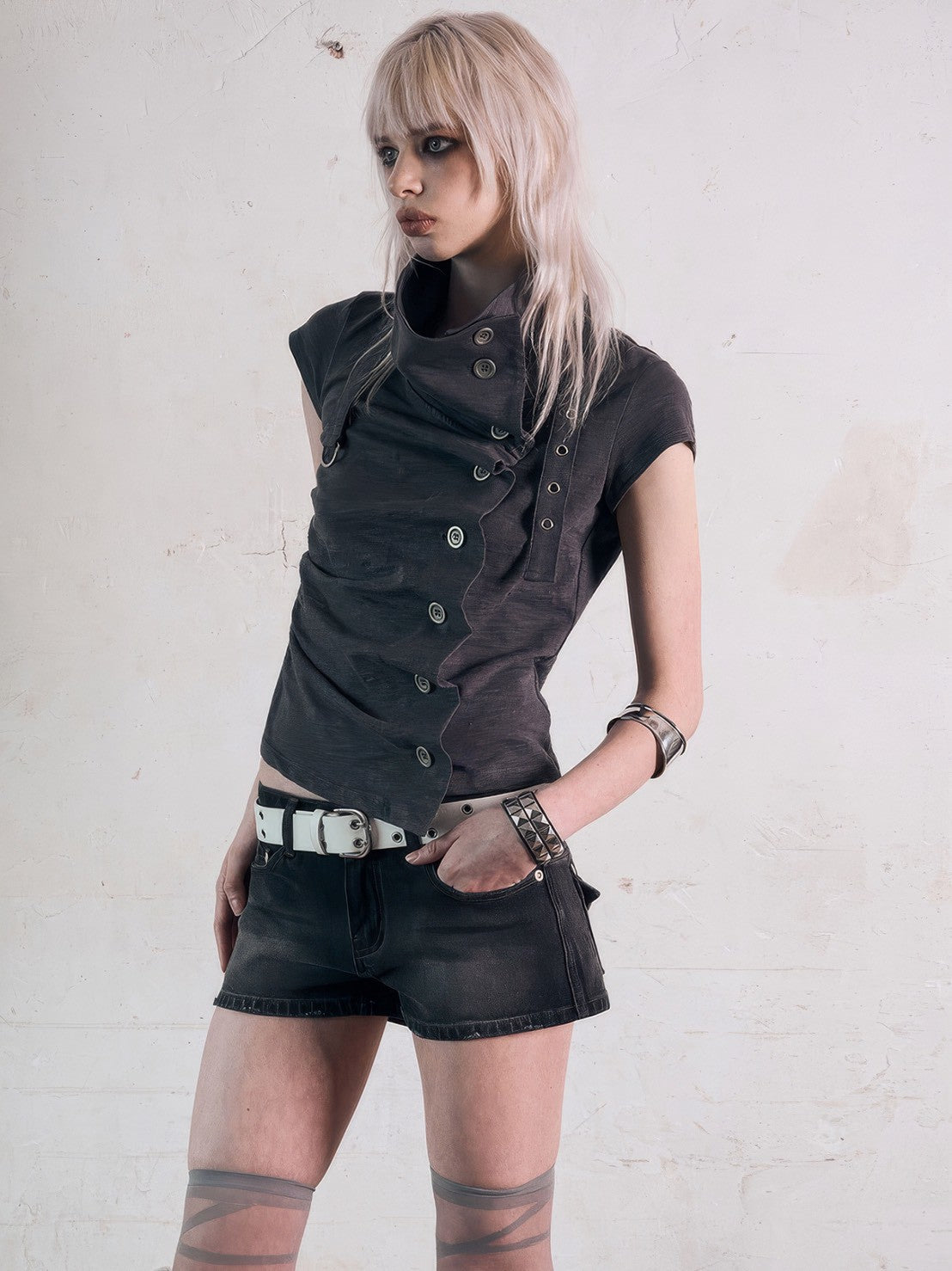 【NOT KNOWING】Drape Button Shirring Top