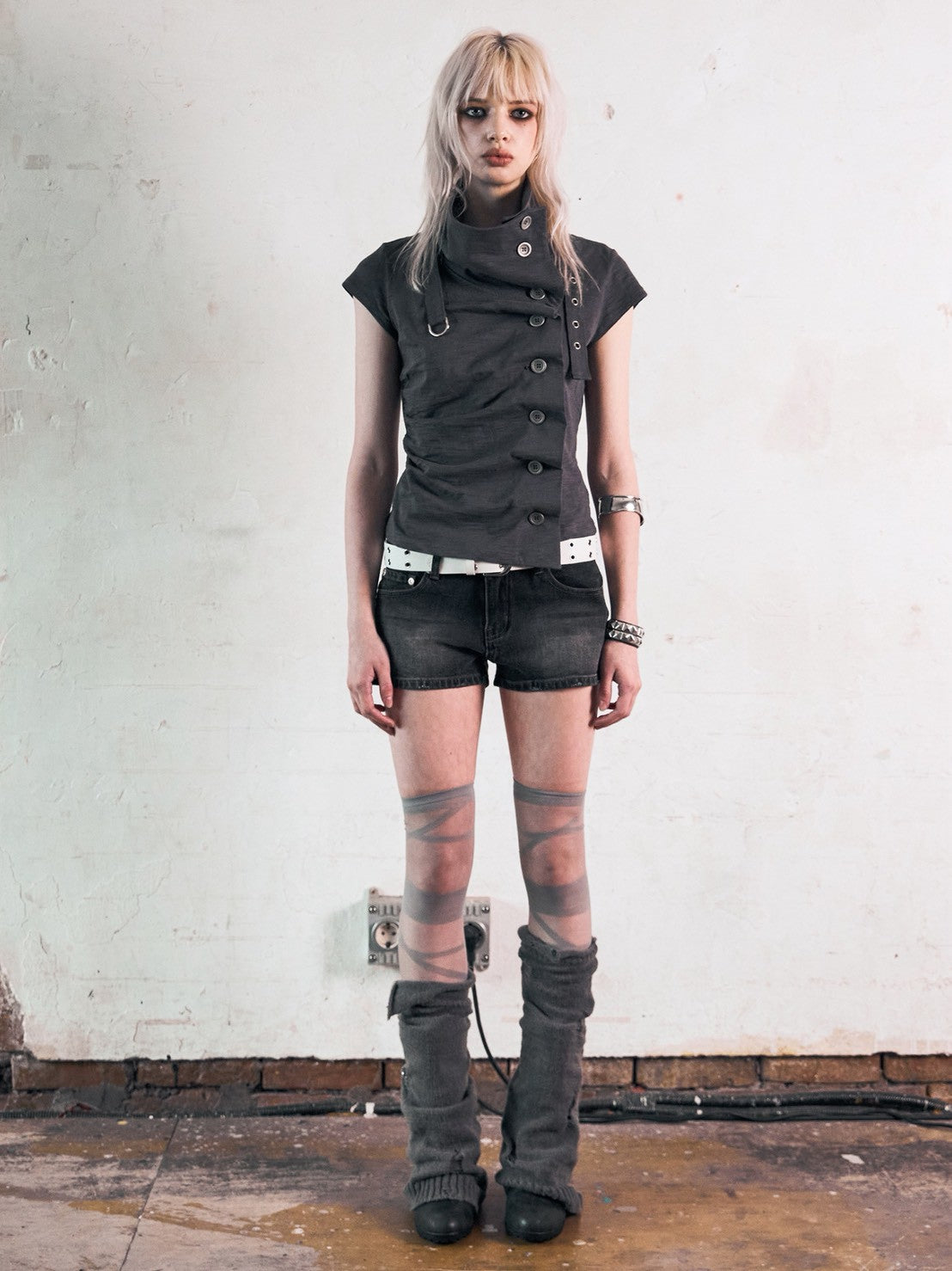 【NOT KNOWING】Drape Button Shirring Top