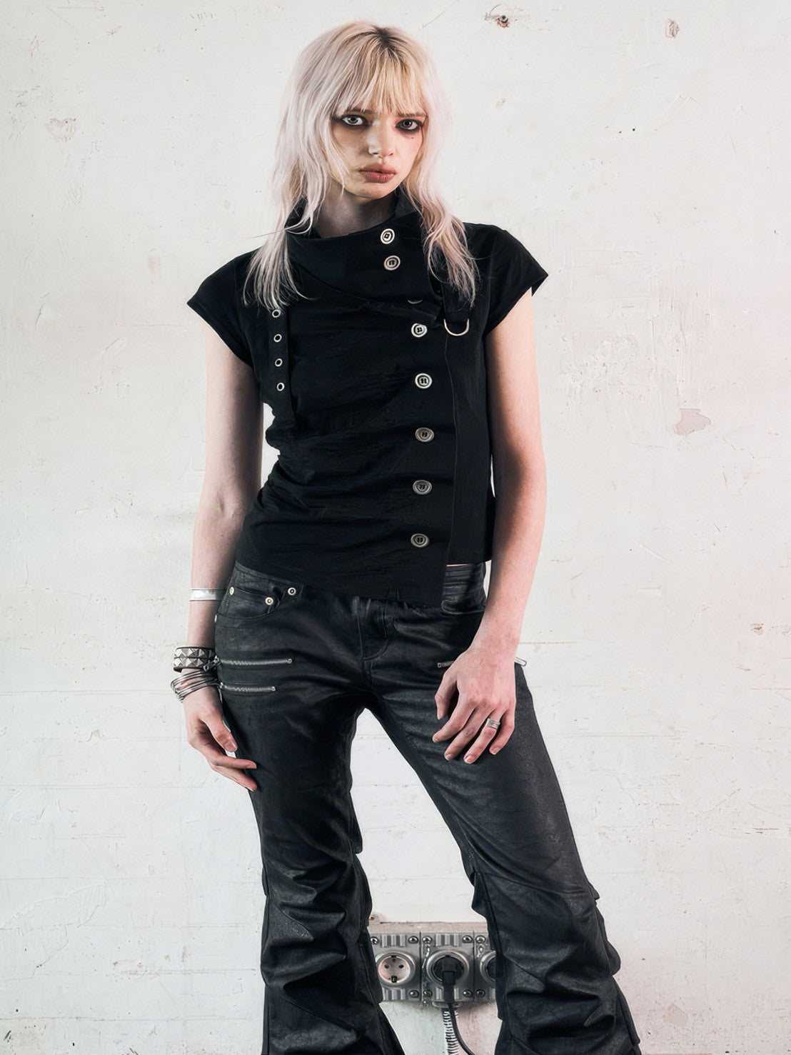 【NOT KNOWING】Drape Button Shirring Top