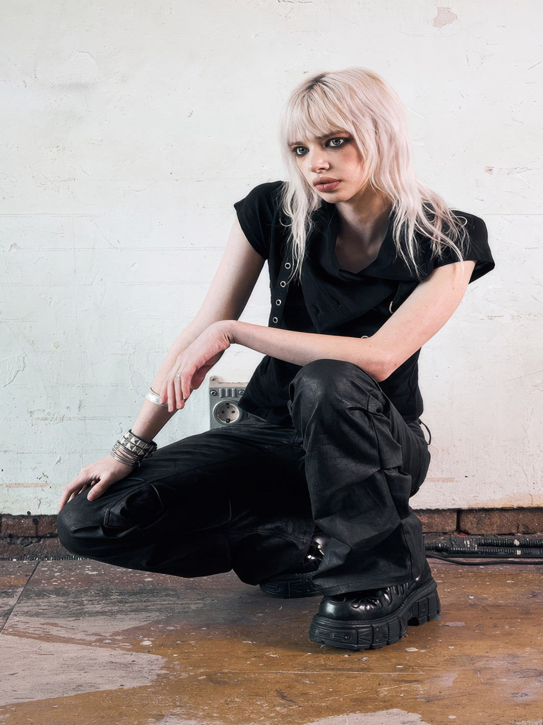 【NOT KNOWING】Drape Button Shirring Top
