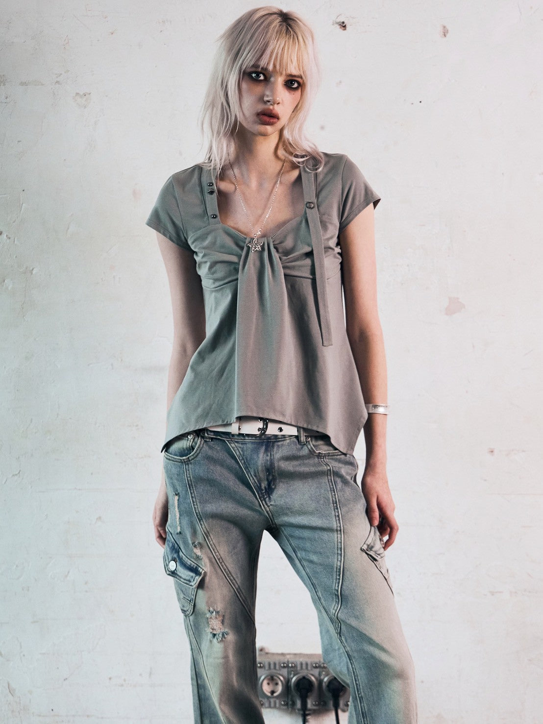 【NOT KNOWING】Ribbon Drape Stud Top