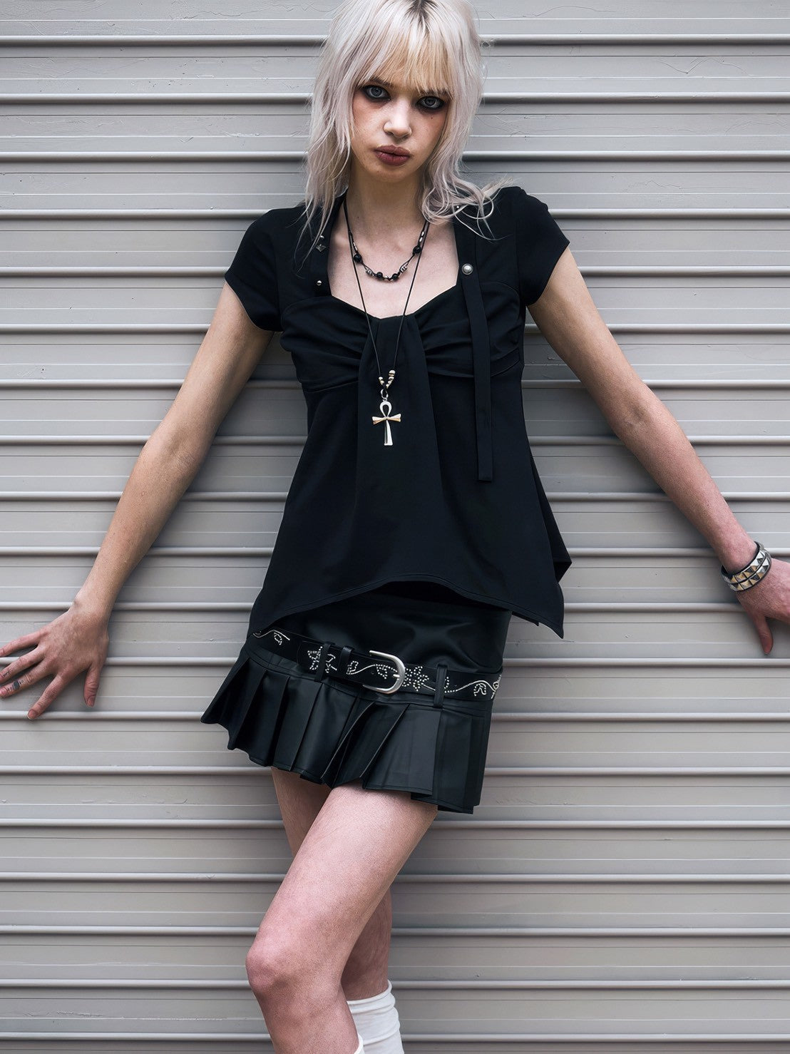 【NOT KNOWING】Ribbon Drape Stud Top