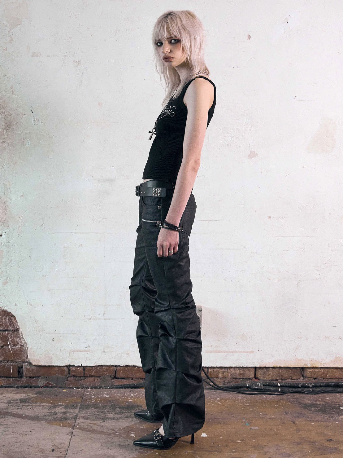 【NOT KNOWING】Hotfix Ribbed Tank Top