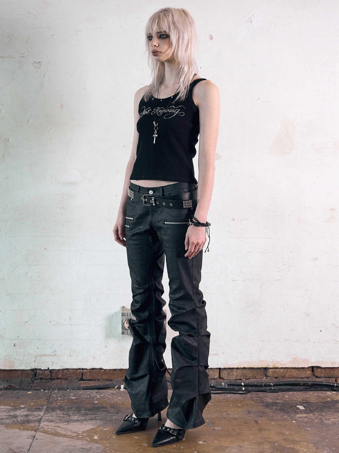 【NOT KNOWING】Hotfix Ribbed Tank Top