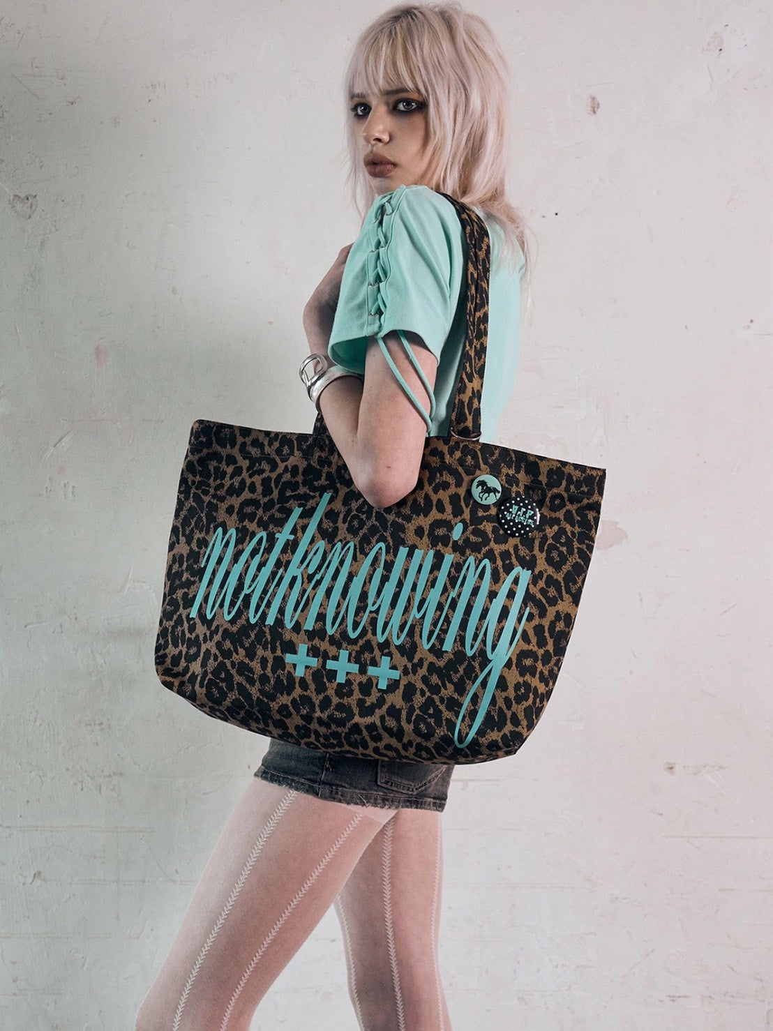 【NOT KNOWING】Big Logo Cotton Tote Bag