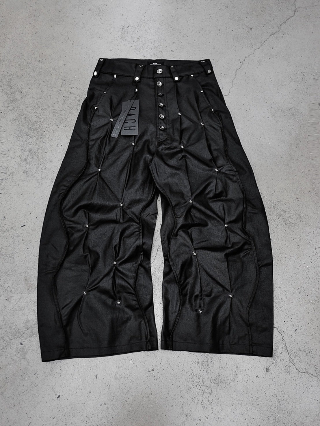 【RICH】MULTI RIVET WAXED WIDE PANTS