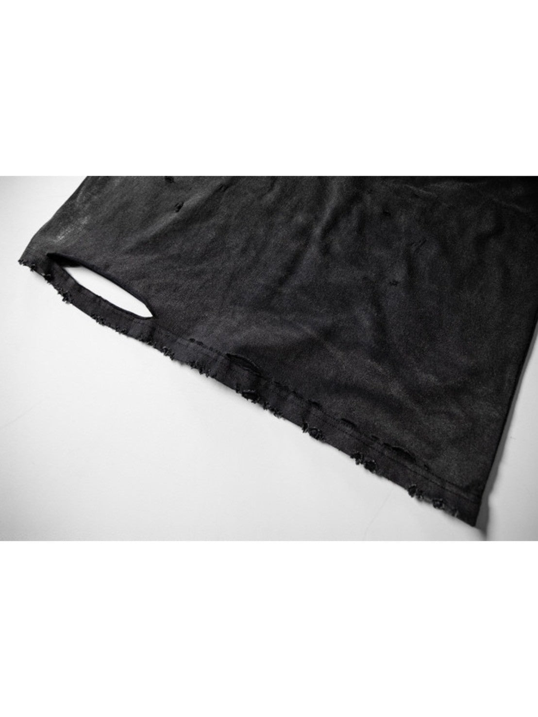 【roaringrad】Washed Destroyed T-shirt
