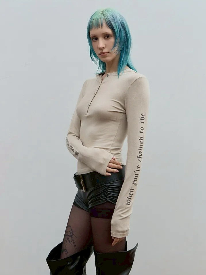 【ROCK CAKE】Sleeve Lettering Hoodie