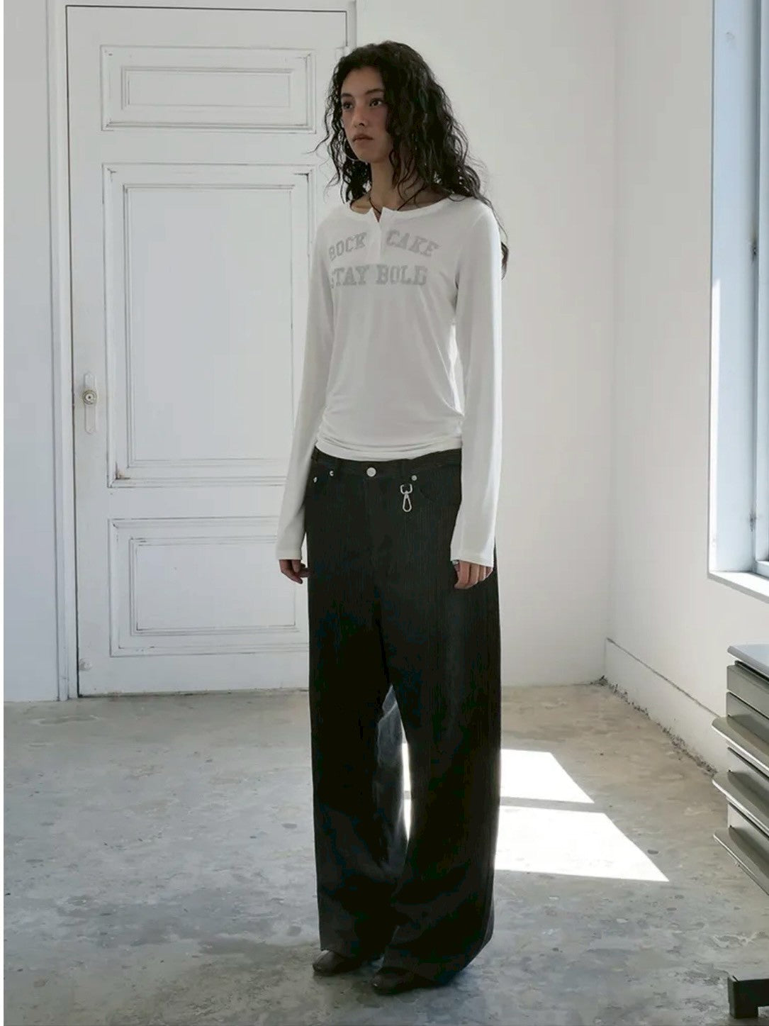 【ROCK CAKE】Classic Henly Neck Top