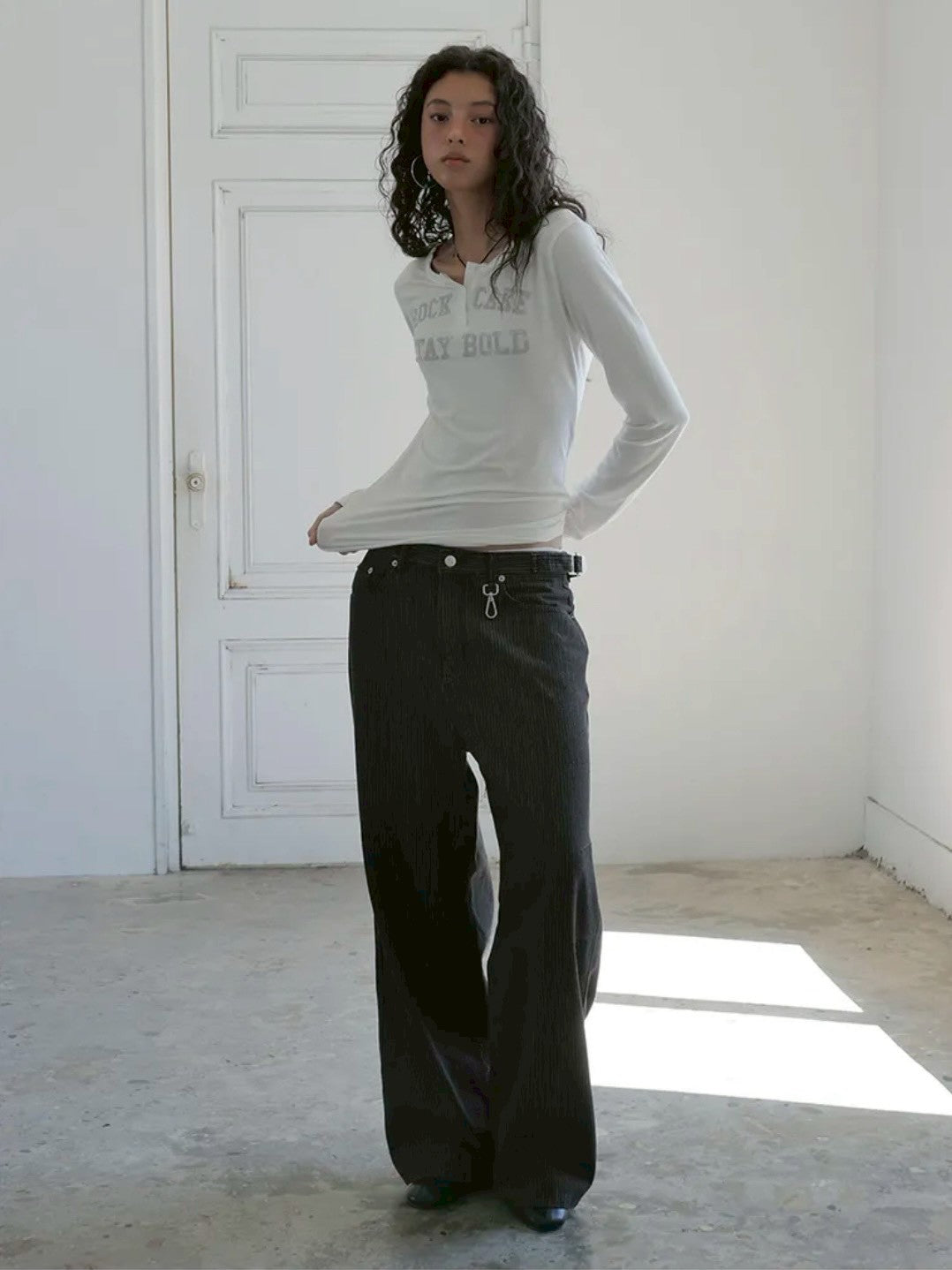 【ROCK CAKE】Classic Henly Neck Top