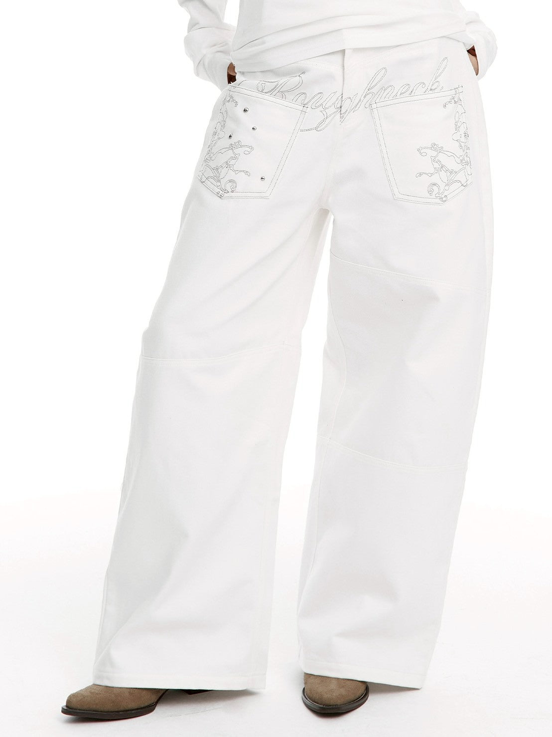 【ROUGH NECK】
Backflare Curved Pants