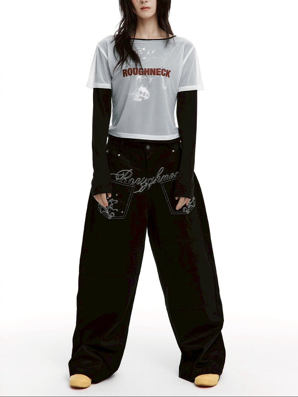 【ROUGH NECK】
Backflare Curved Pants