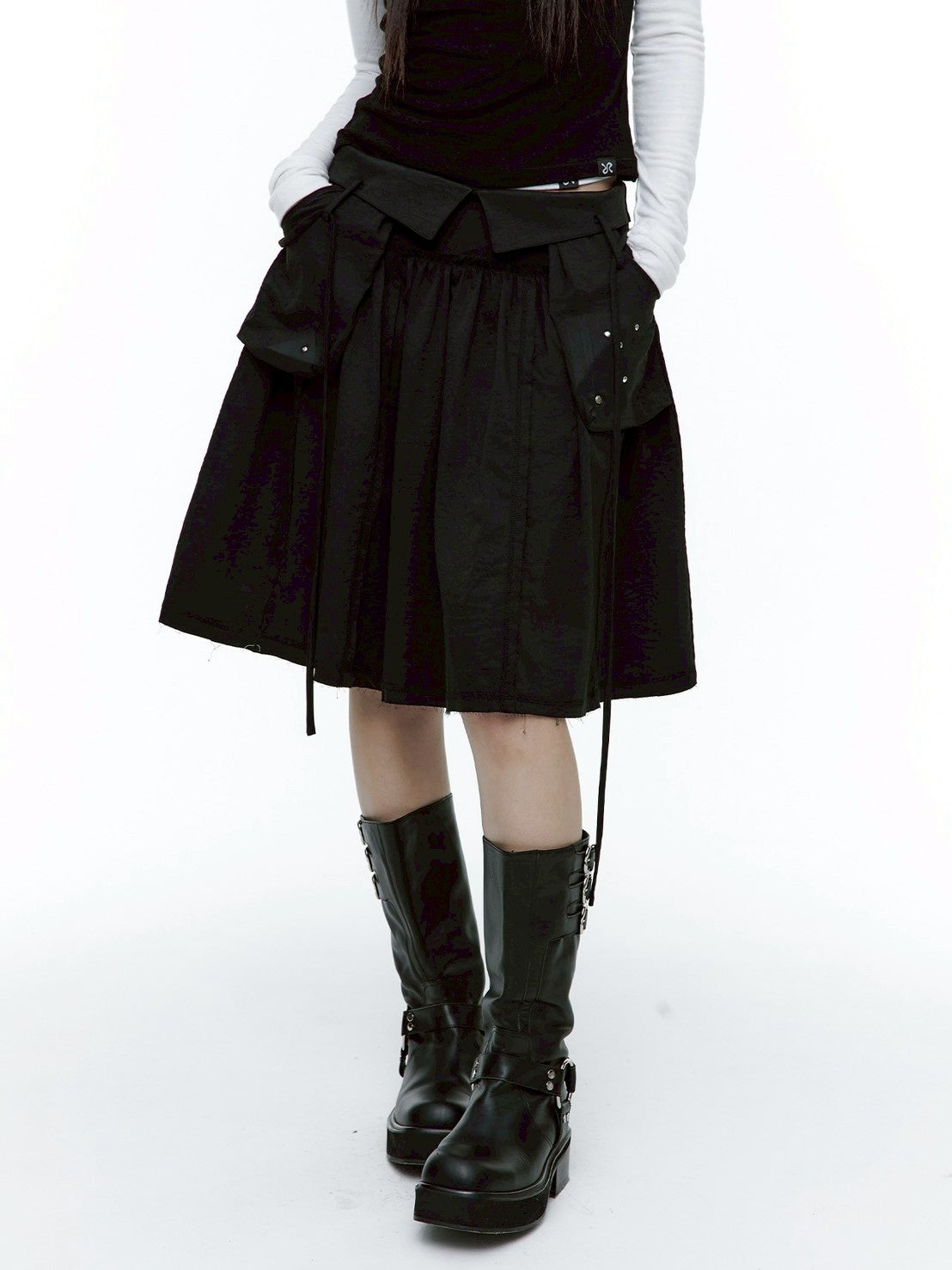 【ROUGH NECK】Out Pocket Pleated Skirt