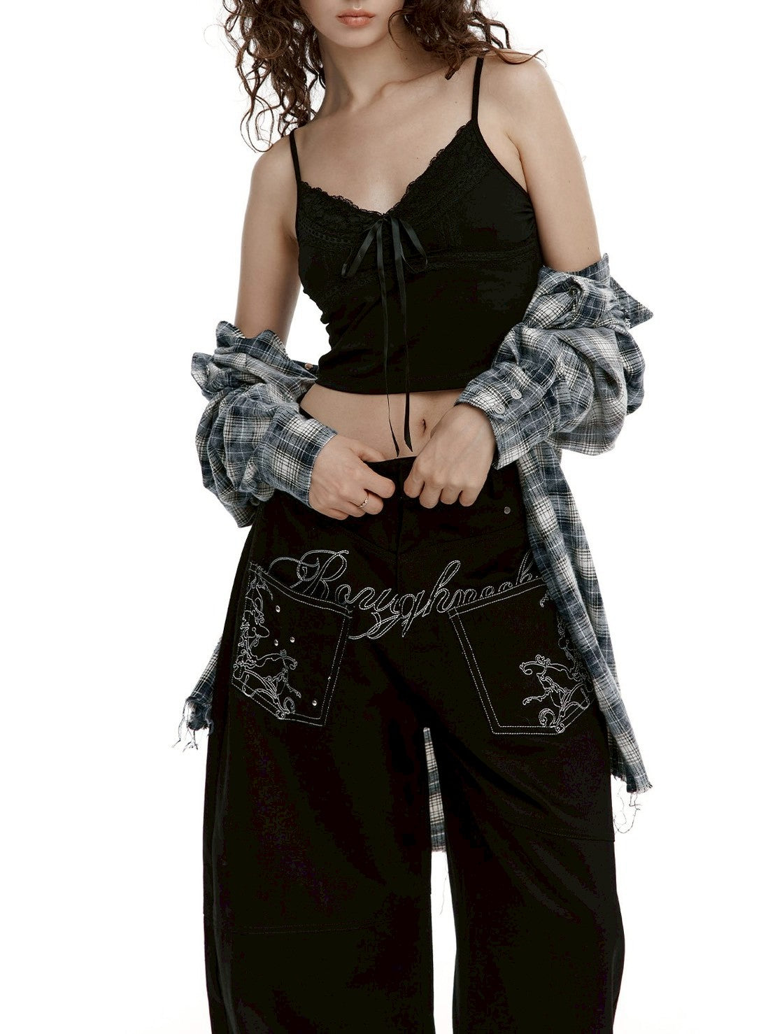 【ROUGH NECK】
Backflare Curved Pants