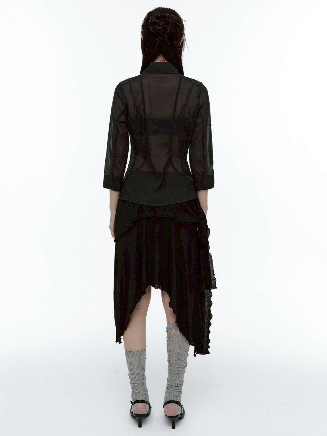 【ROUGH NECK】
Unbalanced Tie Knit Skirt